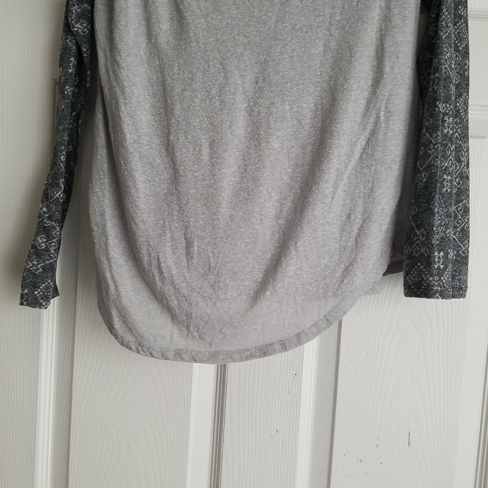 Aeropostale Women's Long Sleeve Shirt - Picture 8 of 11